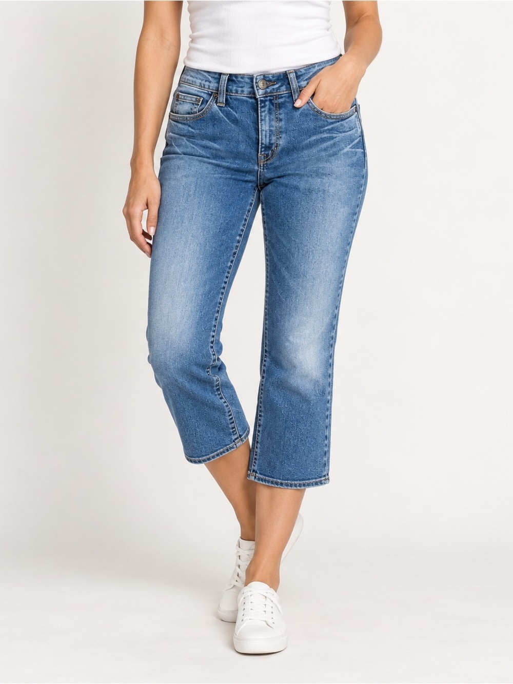 Silver Jeans Suki Capri Crop Women's Size 29 Mid Rise Med Wash Stretch